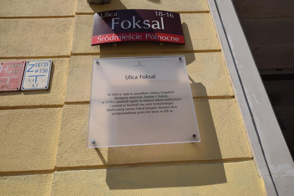 Elegant Apartment Foksal Warsaw Exterior photo